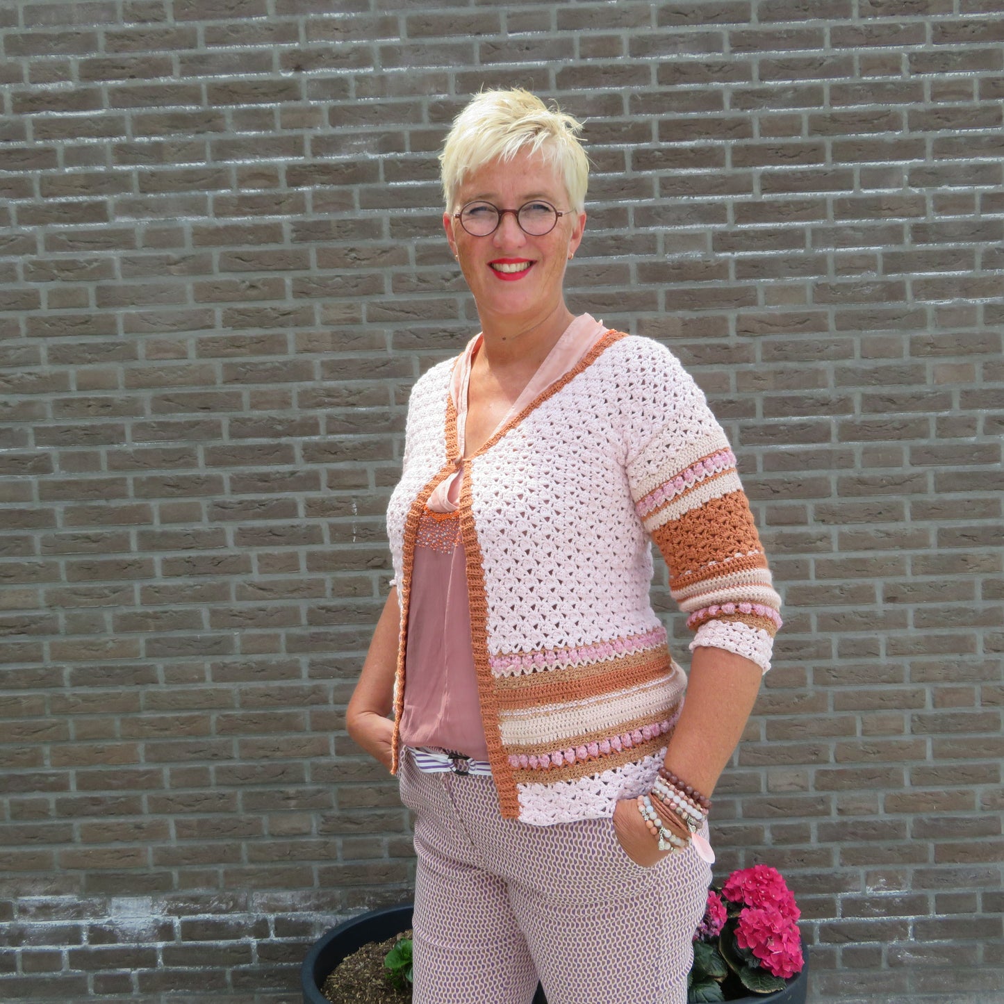 Juf Sas Vest lily haakpatroon